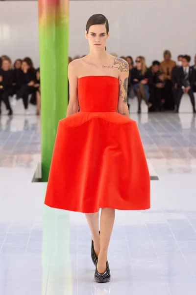 Look 11